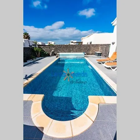 Vivienda Vacacional Casa Maura Villa